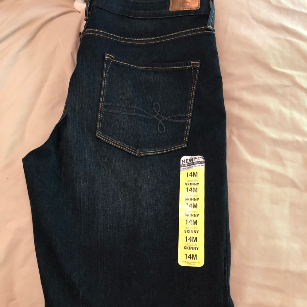 Brand New Denizen Modern Skinny Jeans 14 Dark Wash